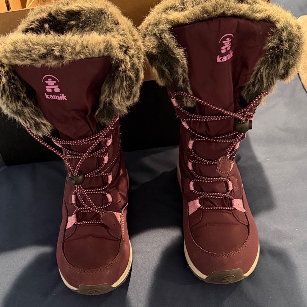 Kamik Kid’s Dark Red Winter Boots with Fur Trim - size 2